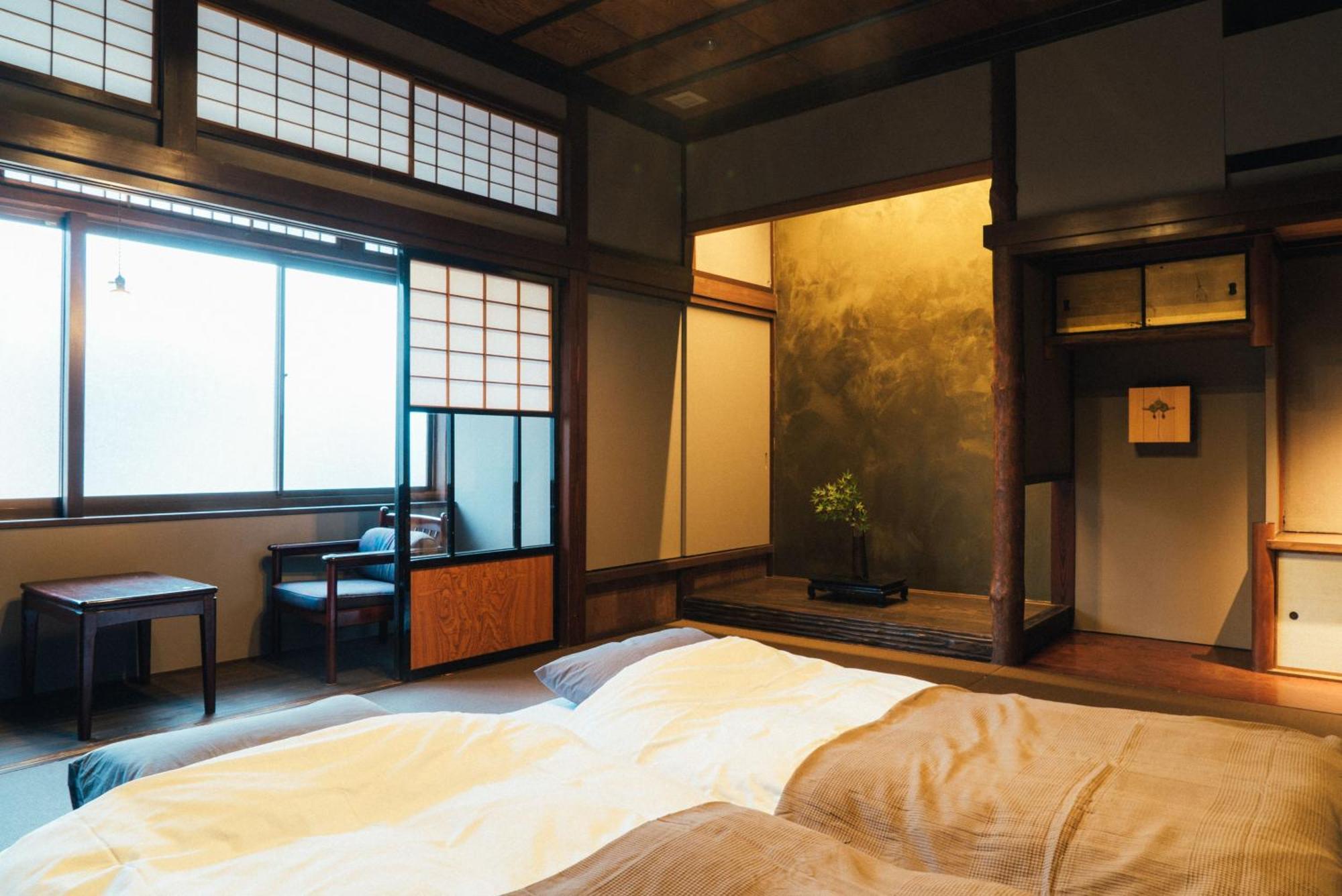 Hotel Bed And Craft Nanto Habitación foto