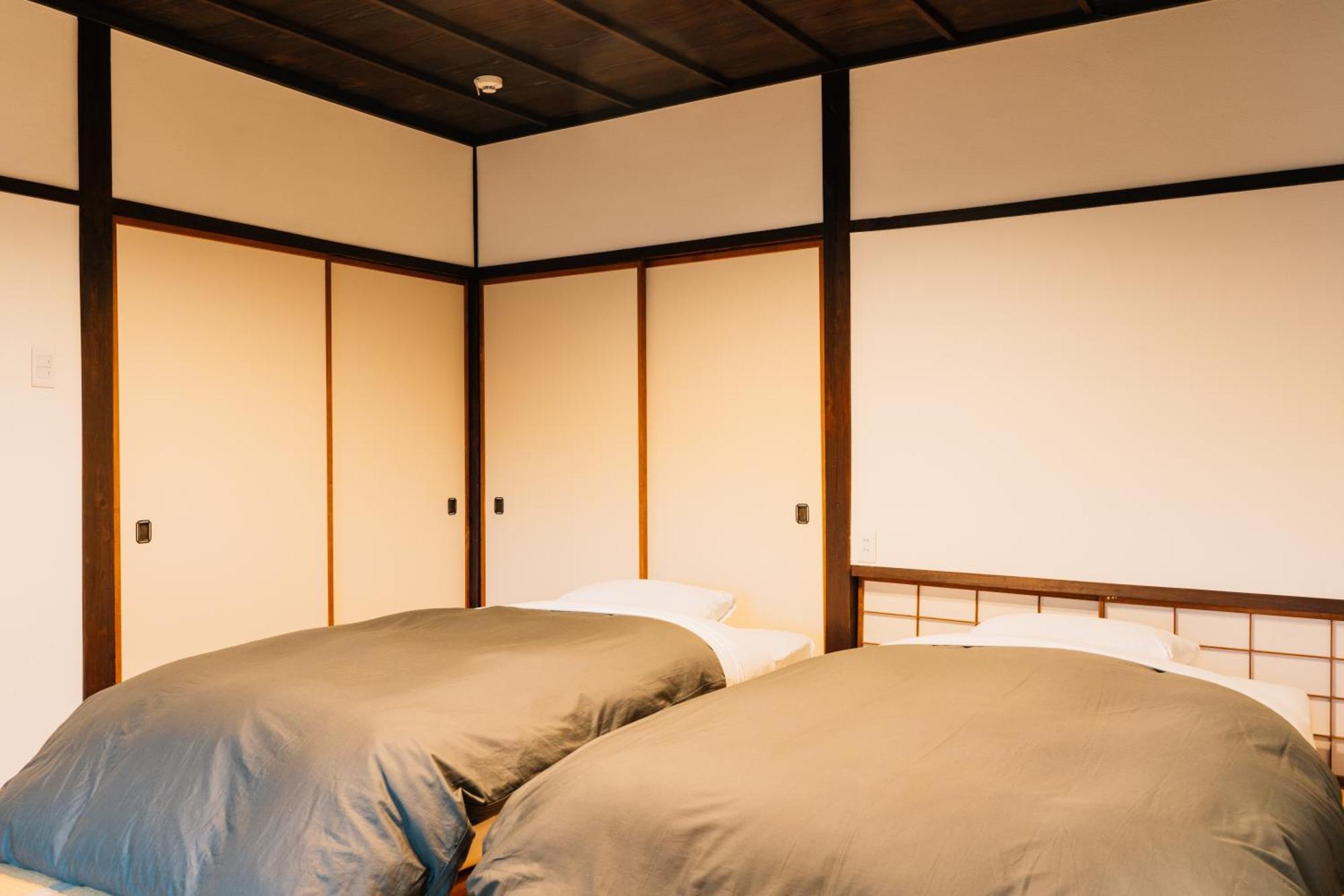Hotel Bed And Craft Nanto Habitación foto